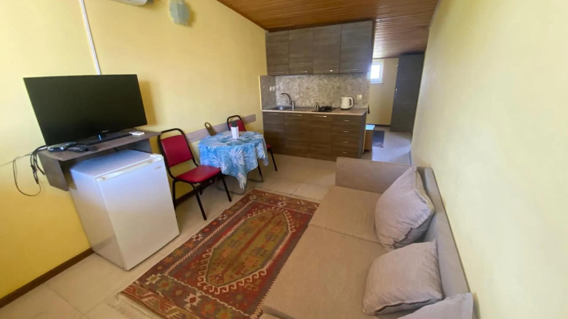 Park Hotel Tbilisi 4*,